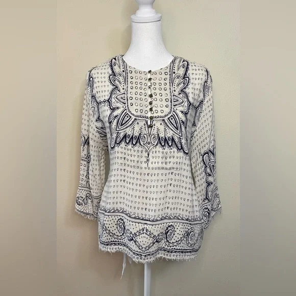 Maeve By Anthropologie Tops 3/4 Sleeve
Morgan Heart Printed Size XS. - Picture 9 of 17